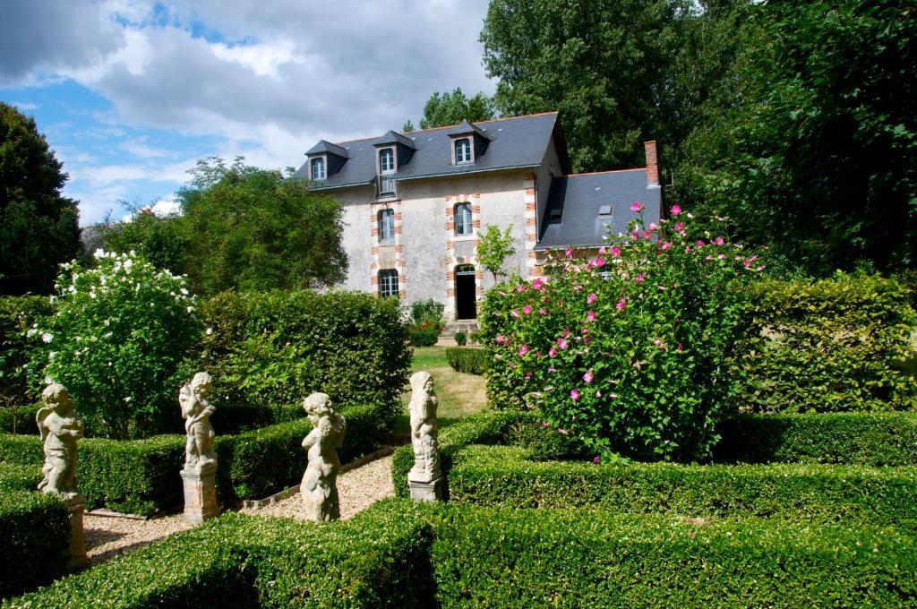 Bed and Breakfast Le Moulin Bregeon Linieres-Bouton Екстер'єр фото